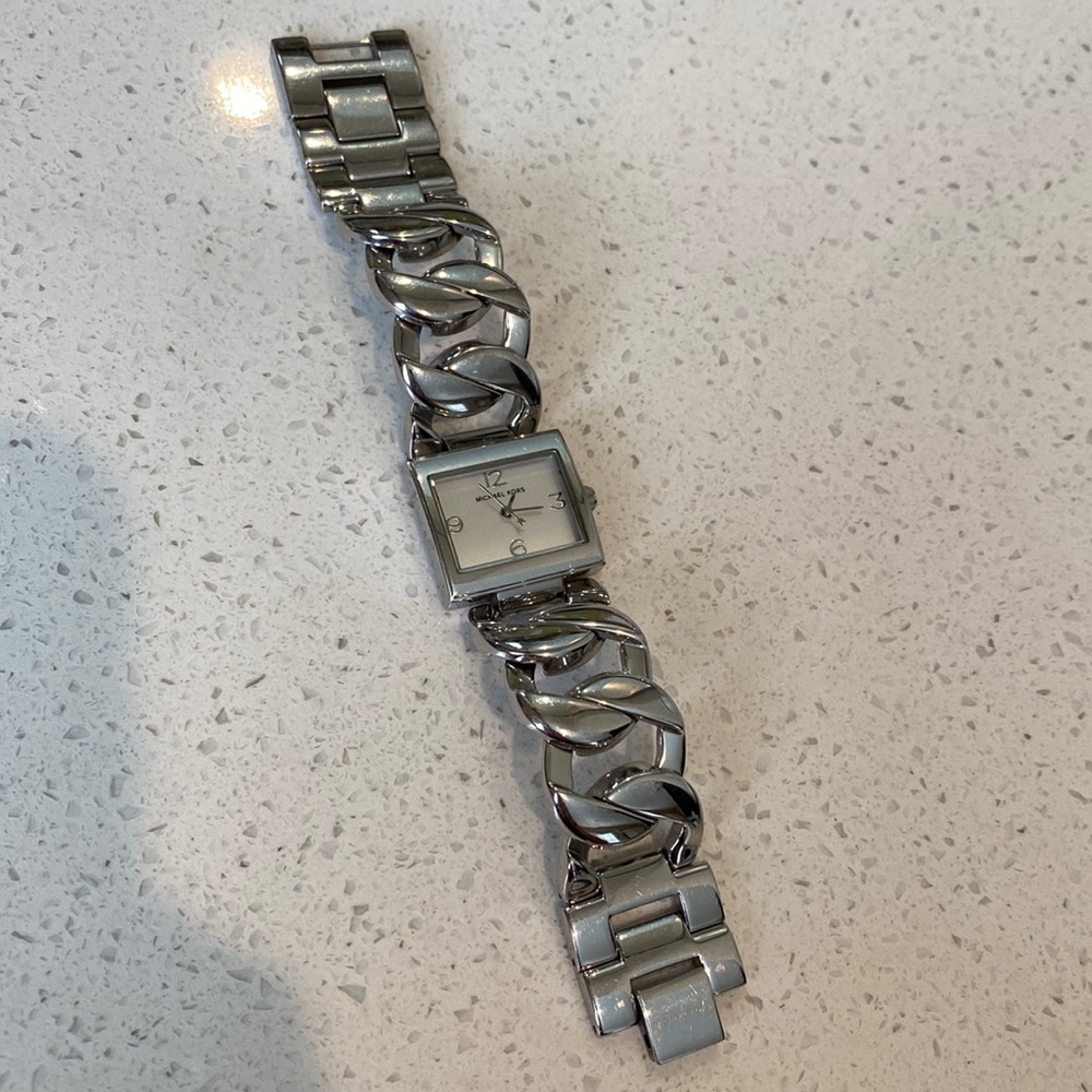 Michael Kors Stainless Steal Bracelet Watch - Picture 3 of 7